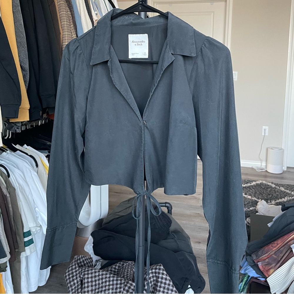 Cropped Shirt
